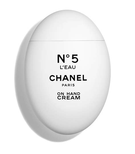 hand cream chanel no 5 leau the bay|Chanel hand cream texture riche.